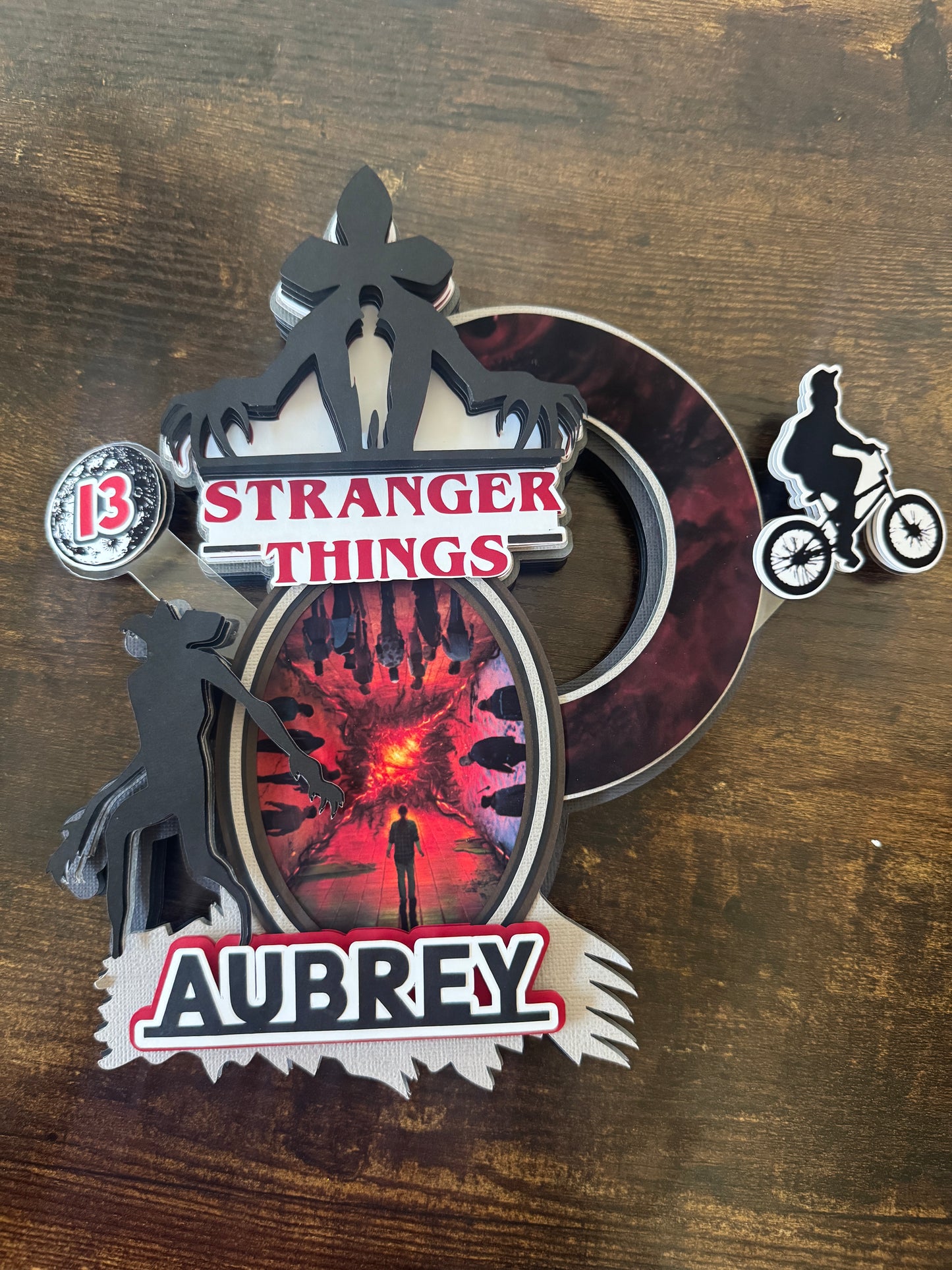 Stranger Things - Cake Topper